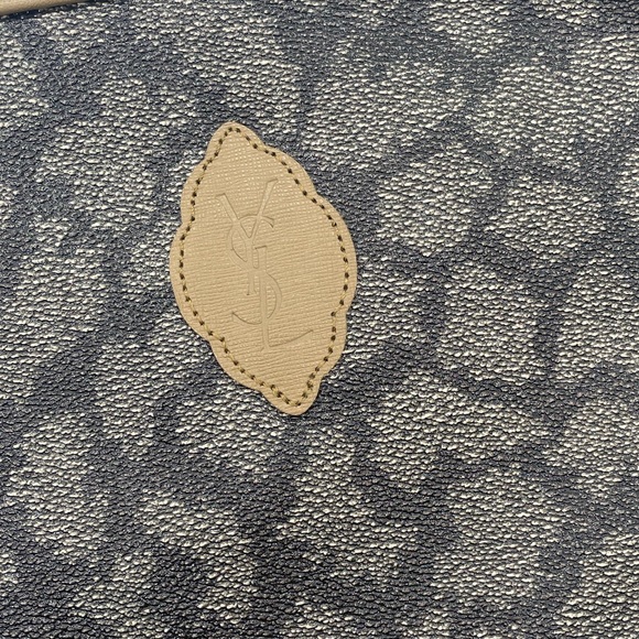 Ysl - Picture 4 of 9